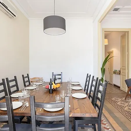 Canela Homes Consell * Barcelona